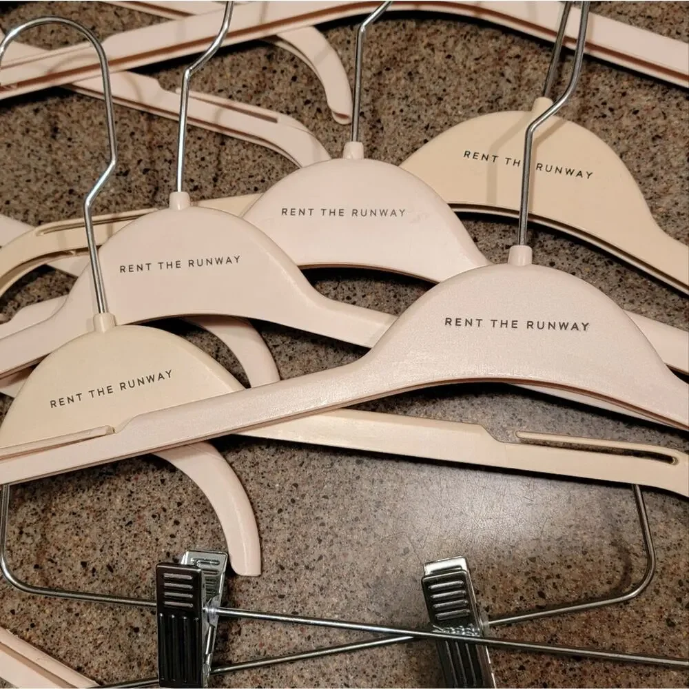 Custom Hanger Pack